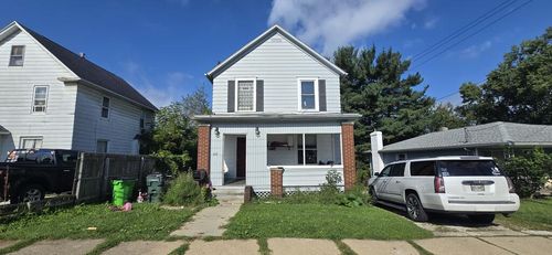 60 25th St Nw, Barberton, OH, 44203-6761 | Card Image