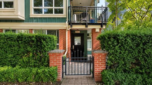 3681 W 12th Ave, Vancouver, BC, V6R2N5 | Card Image