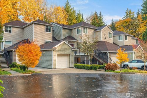 apt-f133-5000 Nw Village Park Dr, Issaquah, WA, 98027-7877 | Card Image