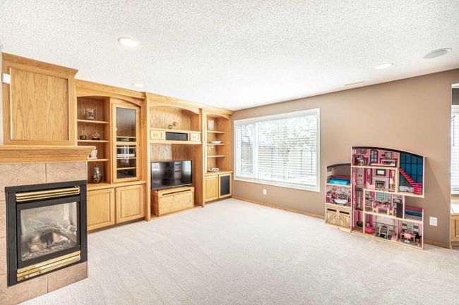 59 Schooner Close Nw, Home with 4 bedrooms, 3 bathrooms and 4 parking in Calgary AB | Image 23