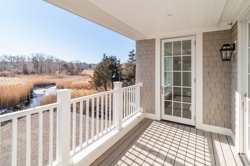 215-87 Elm St, Cohasset, MA, 02025-0167 | Card Image