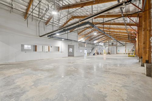 400 18th St E, Kalispell, MT, 59901-5950 | Card Image