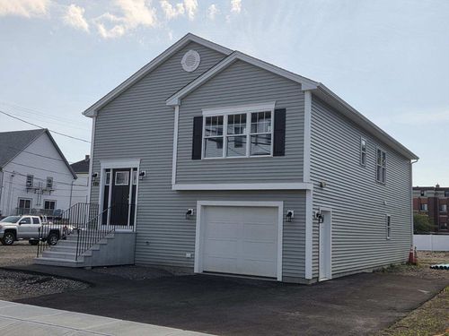 121 Saint Mary St, Fall River, MA, 02720-1207 | Card Image