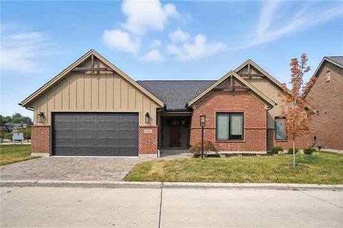 2725 Terraceview Cir, Beavercreek, OH, 45431-3398 | Card Image