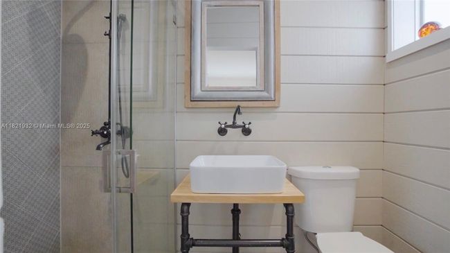 2305 Sw 19 Th Ter, House other with 2 bedrooms, 2 bathrooms and null parking in Miami FL | Image 10