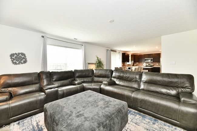 6883 Honeysuckle Way, House other with 4 bedrooms, 3 bathrooms and null parking in Pendleton IN | Image 18