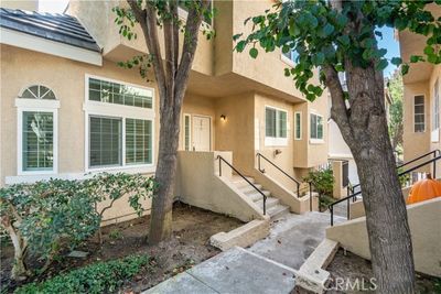 206 - Maple Avenue, Townhouse with 3 bedrooms, 2 bathrooms and 2 parking in Torrance CA | Image 1