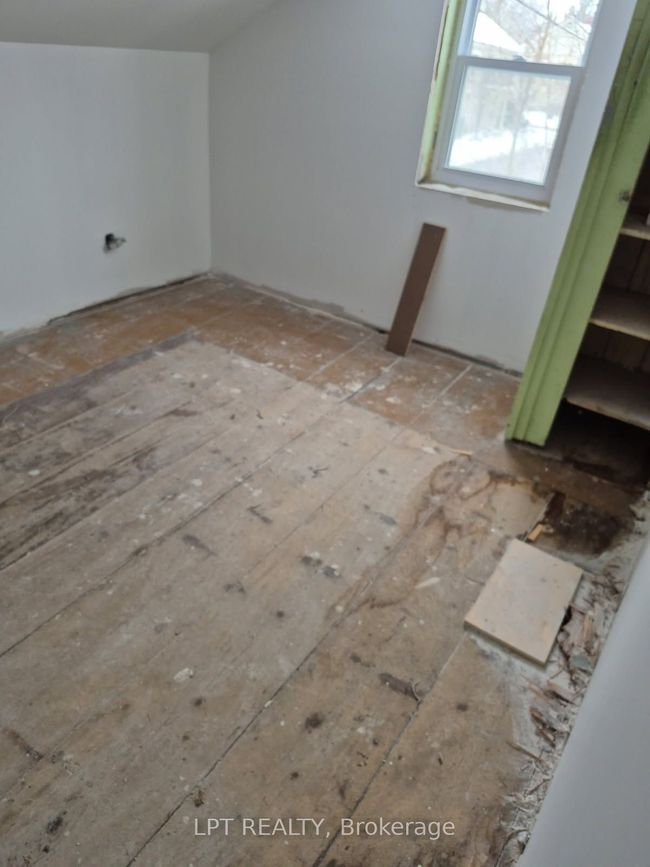 474 Main St, House other with 3 bedrooms, 2 bathrooms and 2 parking in Newburgh ON | Image 18