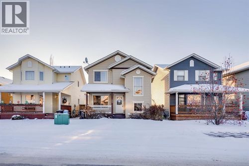 108 Huckleberry St, Fort Mcmurray, AB, T9K0P2 | Card Image