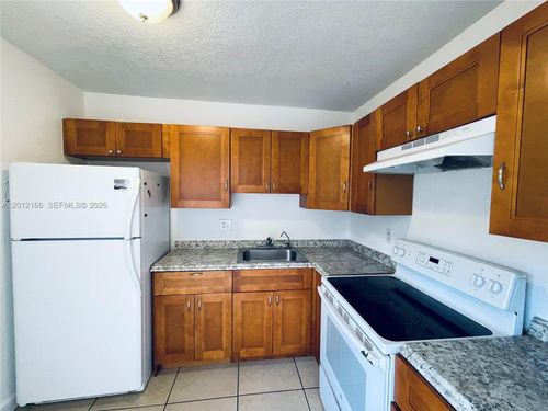 825-825 Nw 46th Ave, Plantation, FL, 33317-1448 | Card Image