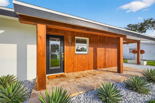 4623 Carson St Ne, SAINT PETERSBURG, FL, 33703-4239 | Card Image