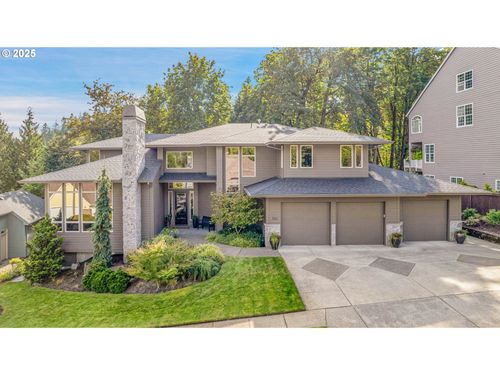 150 Se Avondale Way, Gresham, OR, 97080-8436 | Card Image