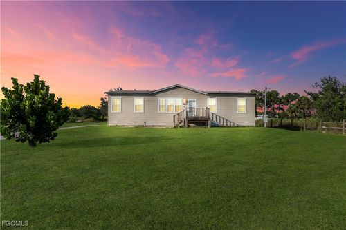 7824 8th Pl, LABELLE, FL, 33935 | Card Image
