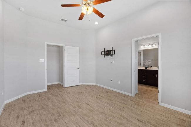 1912 Garretts Way, House other with 4 bedrooms, 2 bathrooms and 4 parking in Manchaca TX | Image 18