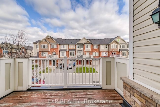 979 Nadalin Hts, House attached with 4 bedrooms, 2 bathrooms and 1 parking in Milton ON | Image 30