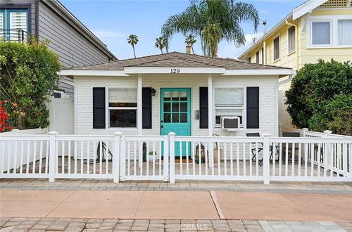 129 14th St, Seal Beach, CA, 90740-6532 | Card Image