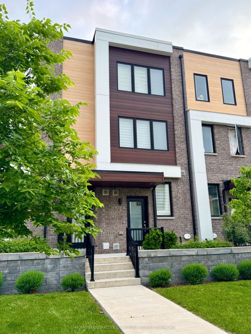4-100 Stanley Greene Blvd, North York, ON, M3K0C8 | Card Image