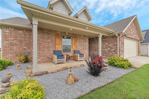 912 Hickory Meadows Avenue, Tontitown, AR, 72762 | Card Image