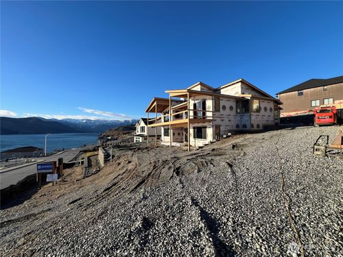 154 Apple Ave, Chelan, WA, 98816-9580 | Card Image