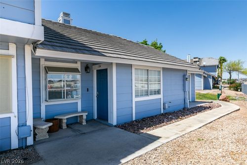 104-5335 Rod Ct, Las Vegas, NV, 89122-7373 | Card Image