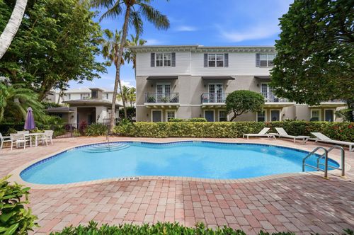 2265 Ne 9th Ave, Wilton Manors, FL, 33305-2202 | Card Image