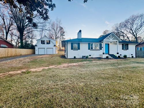 3107 Garrison Dr, Charlotte, NC, 28269-2116 | Card Image