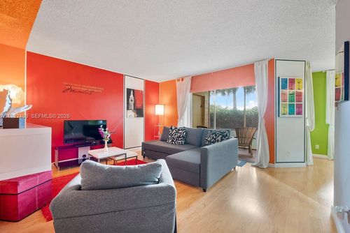 929-929 Coral Club Dr, Coral Springs, FL, 33071-5649 | Card Image