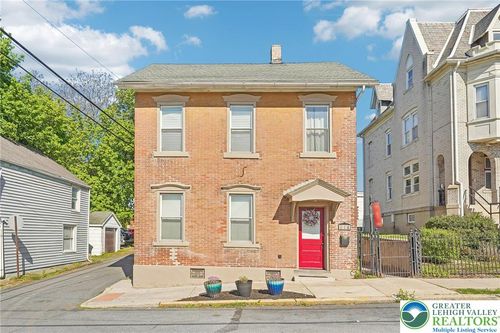118 Union St, CATASAUQUA, PA, 18032-1923 | Card Image