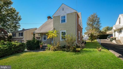 712 N York Rd, WILLOW GROVE, PA, 19090-2134 | Card Image