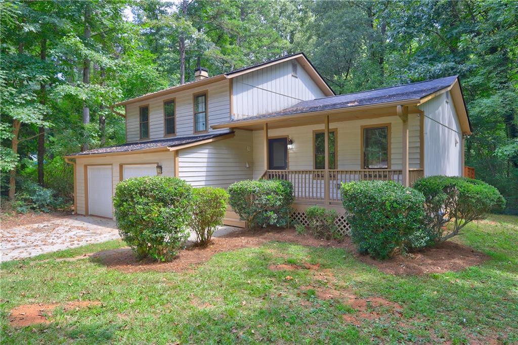 Fairforest Ct, Stone Mountain, GA 30088
