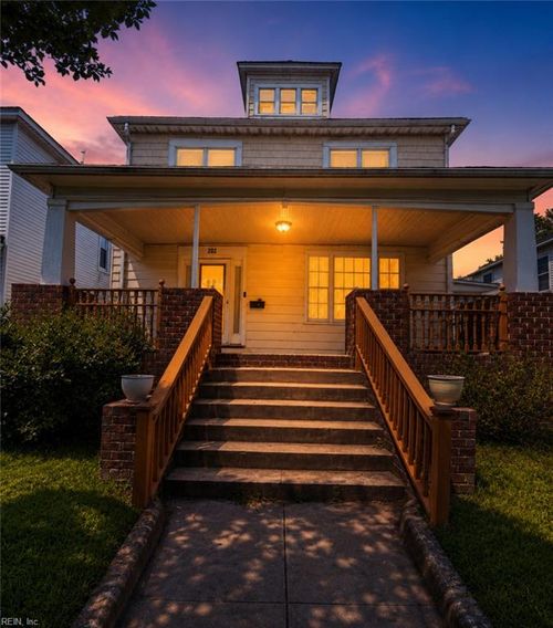 202 Hough Ave, Norfolk, VA, 23523-1120 | Card Image