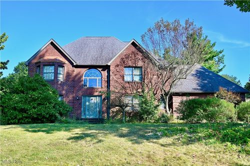 675 Presidential Dr, Boardman, OH, 44512-4747 | Card Image