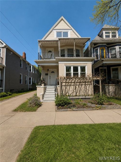 lower-83 Baynes Street, Buffalo, NY, 14213 | Card Image