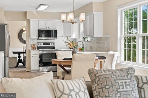 7 Perry Manor Ct, PERRY HALL, MD, 21128-8802 | Card Image