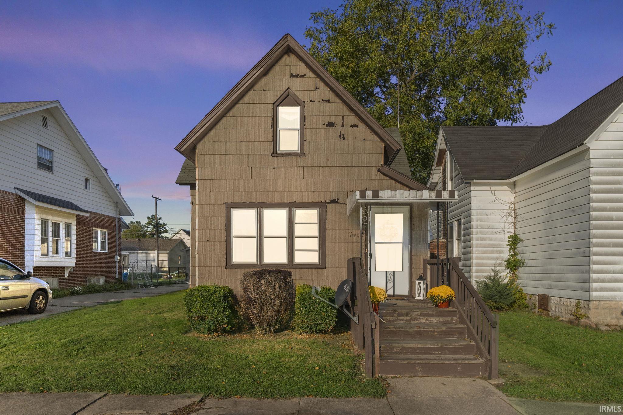 312 S Cowen Street, For Sale in Garrett Zoocasa