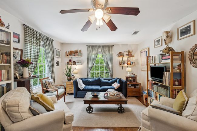 Main living area with great natural light | Image 5