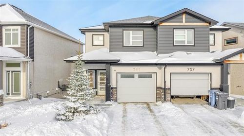 761 Bridge Lake Dr, Winnipeg, MB, R3Y0Y8 | Card Image