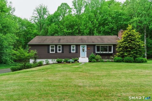 116 Hurd Rd, Trumbull, CT, 06611-2623 | Card Image