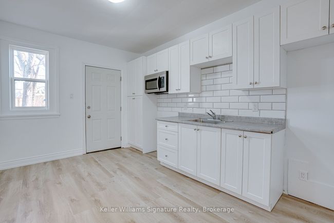 43 Centre St, Home with 5 bedrooms, 3 bathrooms and 2 parking in St. Catharines ON | Image 15