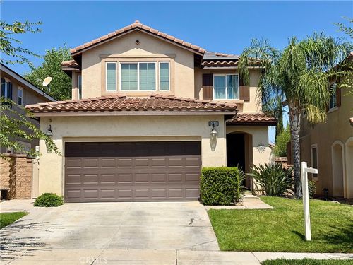 32587 Winterberry Ln, Lake Elsinore, CA, 92532-2594 | Card Image