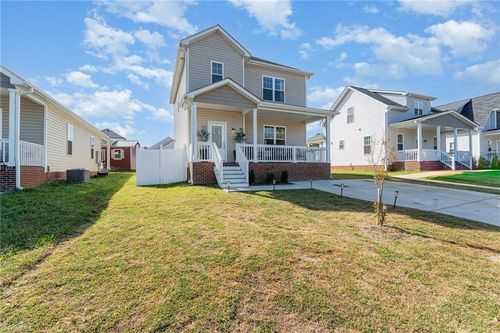 1514 Kingsway Dr, High Point, NC, 27260-4243 | Card Image