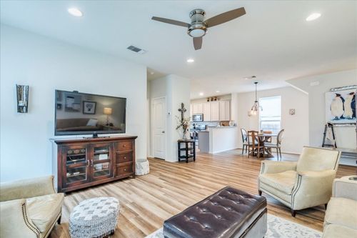 264 La Dera Dr, Liberty Hill, TX, 78642-2119 | Card Image