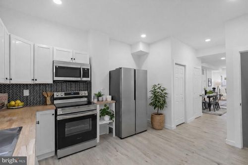 1217 Glyndon Ave, BALTIMORE, MD, 21223-3612 | Card Image