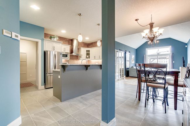54 Compass Trail, House attached with 3 bedrooms, 3 bathrooms and 2 parking in Port Stanley ON | Image 5