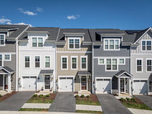 3393 Monterey Dr, ROCKINGHAM, VA, 22801-3984 | Card Image