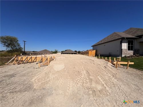 402 University Ave, Troy, TX, 76579 | Card Image