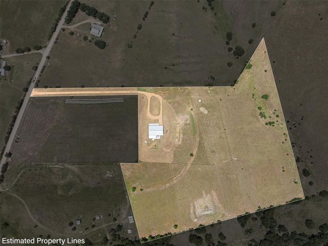4330 Post Oak Point Rd, Home with 4 bedrooms, 4 bathrooms and 3 parking in New Ulm TX | Image 27
