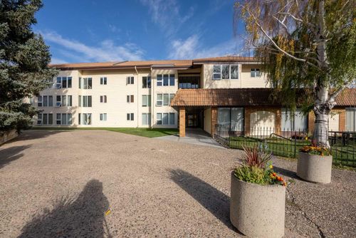 307-65 Temple Blvd W, Lethbridge, AB, T1K5M2 | Card Image