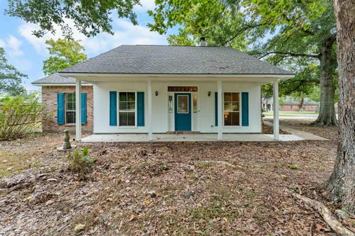 39470 Tommy Moore Rd, Gonzales, LA, 70737 | Card Image
