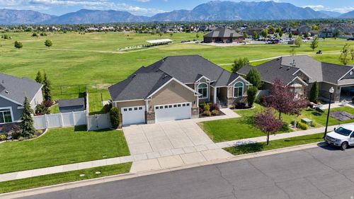 2444 N Hooded Crane Cir, Clinton, UT, 84015-8307 | Card Image